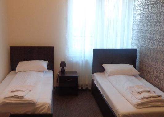 Hotel & Restauracja Euforia Garwolin Ruang foto